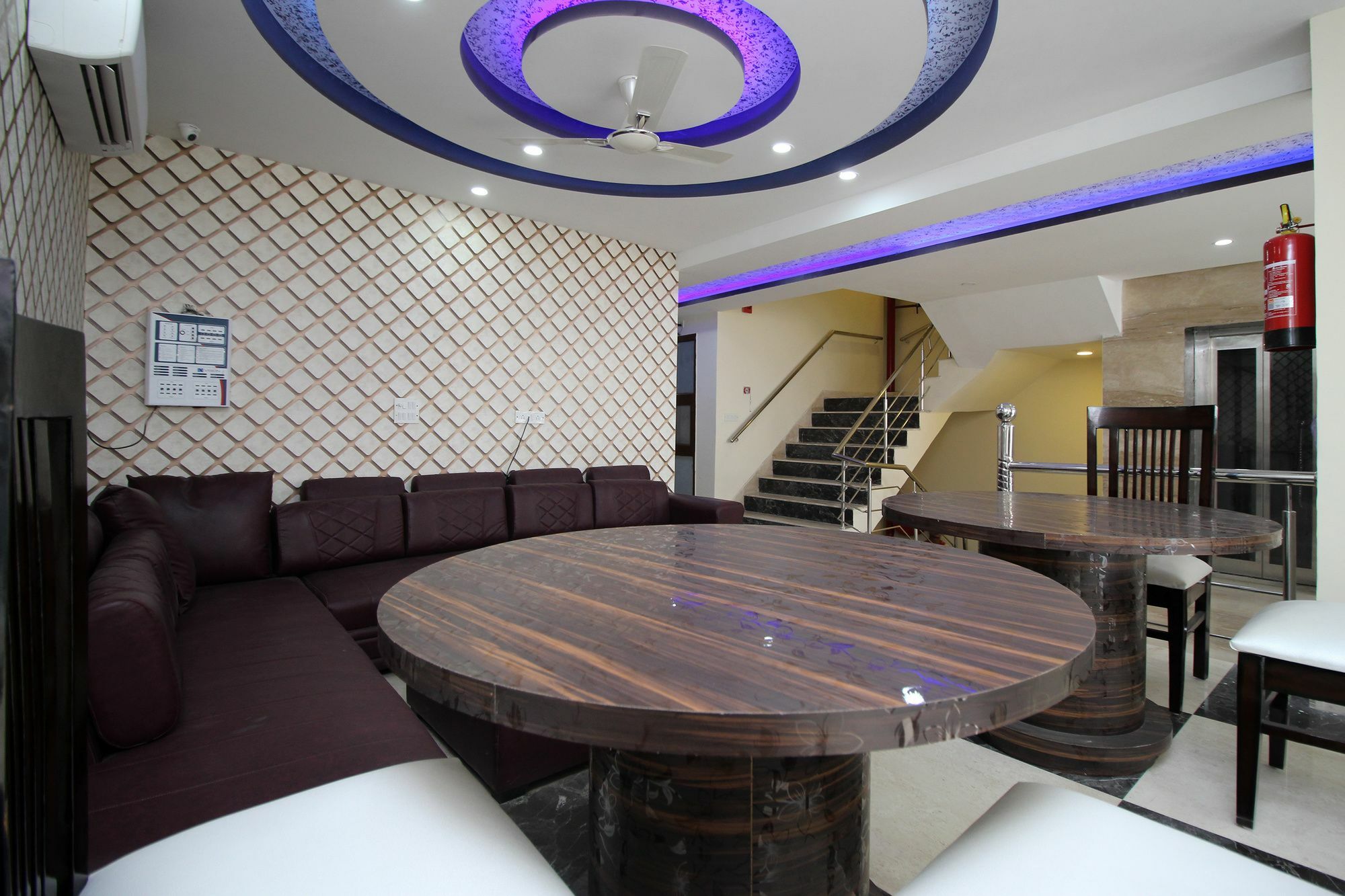 Airport Hotel Hsp Yeni Delhi Dış mekan fotoğraf